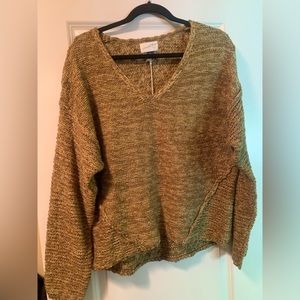 Universal thread sweater
